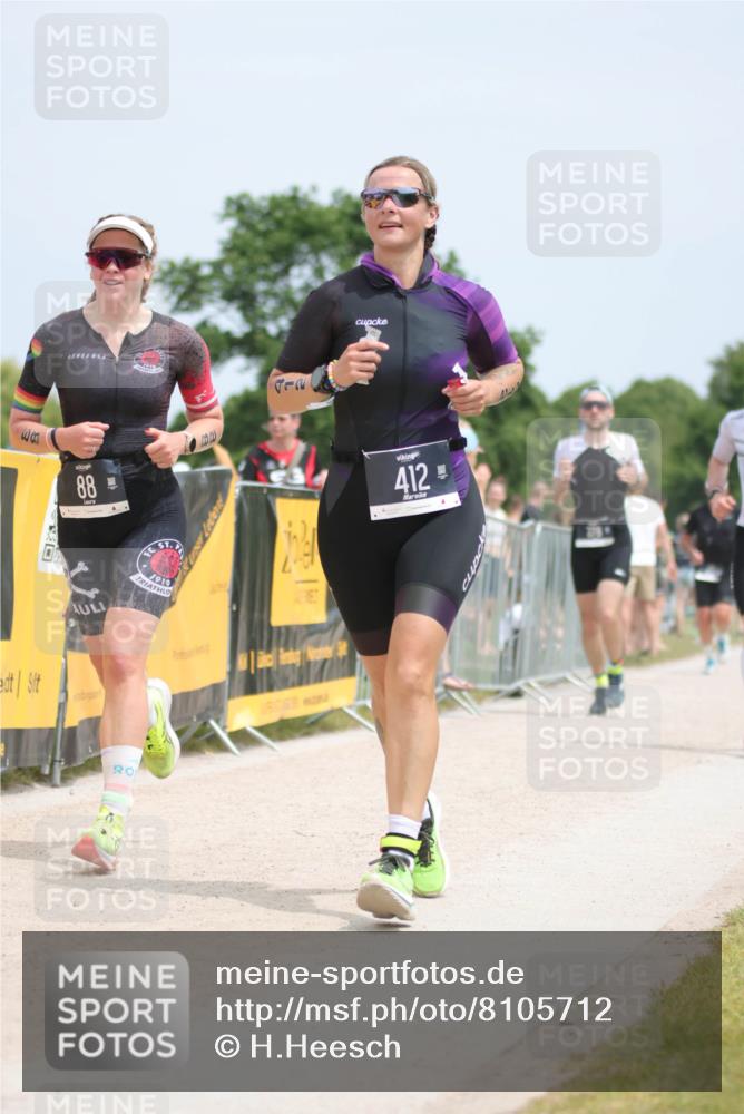 22.06.2025 - Viking Triathlon H.Heesch http://msf.ph/oto/8105712 22.06.2025 13:47:06 Laufen 88, 325, 378, 398, 412, 455 meine-sportfotos.de