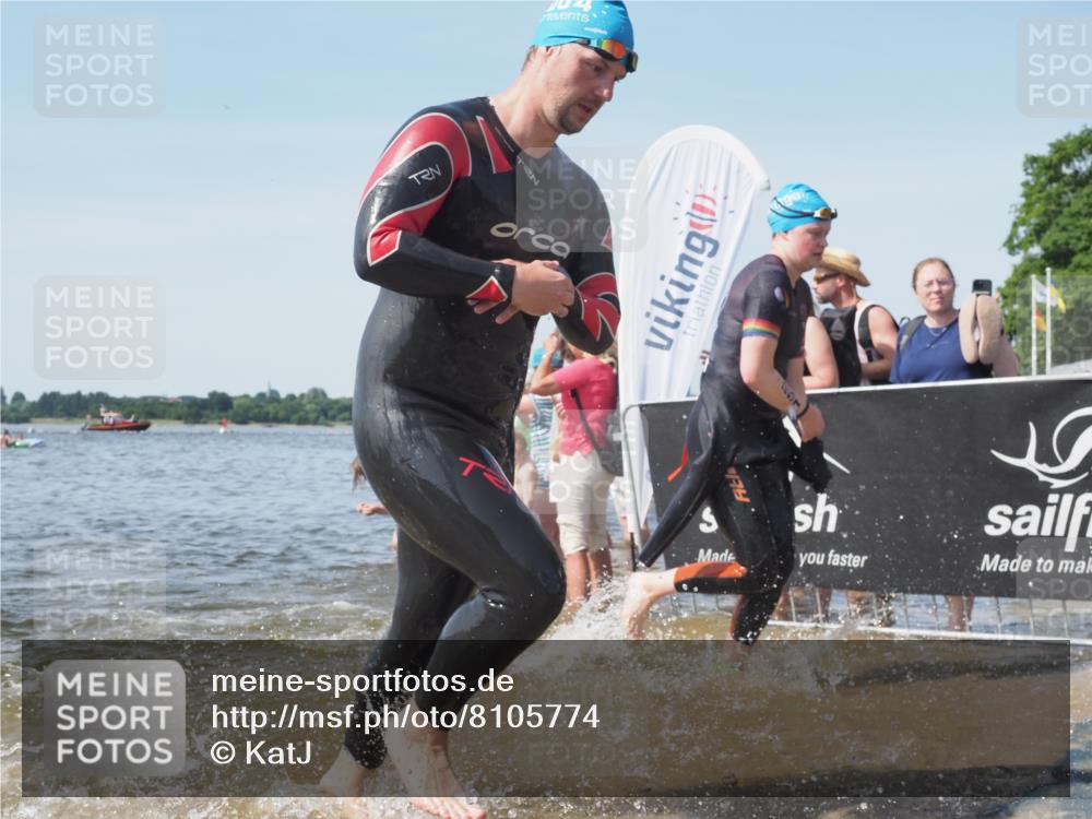 22.06.2025 - Viking Triathlon KatJ http://msf.ph/oto/8105774 22.06.2025 10:36:41 Schwimmen 232, 251, 332 meine-sportfotos.de