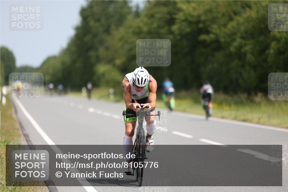 22.06.2025 - Viking Triathlon Yannick Fuchs http://msf.ph/oto/8105776 22.06.2025 12:10:50 Radfahren 106, 248, 267, 381 meine-sportfotos.de