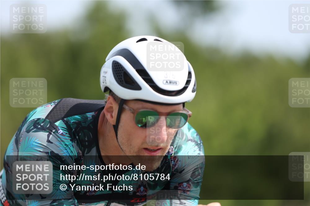 22.06.2025 - Viking Triathlon Yannick Fuchs http://msf.ph/oto/8105784 22.06.2025 11:30:10 Radfahren 288, 336, 376, 638, 651 meine-sportfotos.de