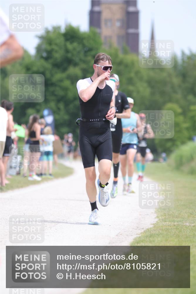 22.06.2025 - Viking Triathlon H.Heesch http://msf.ph/oto/8105821 22.06.2025 13:47:33 Laufen 69, 233, 272, 617, 651 meine-sportfotos.de