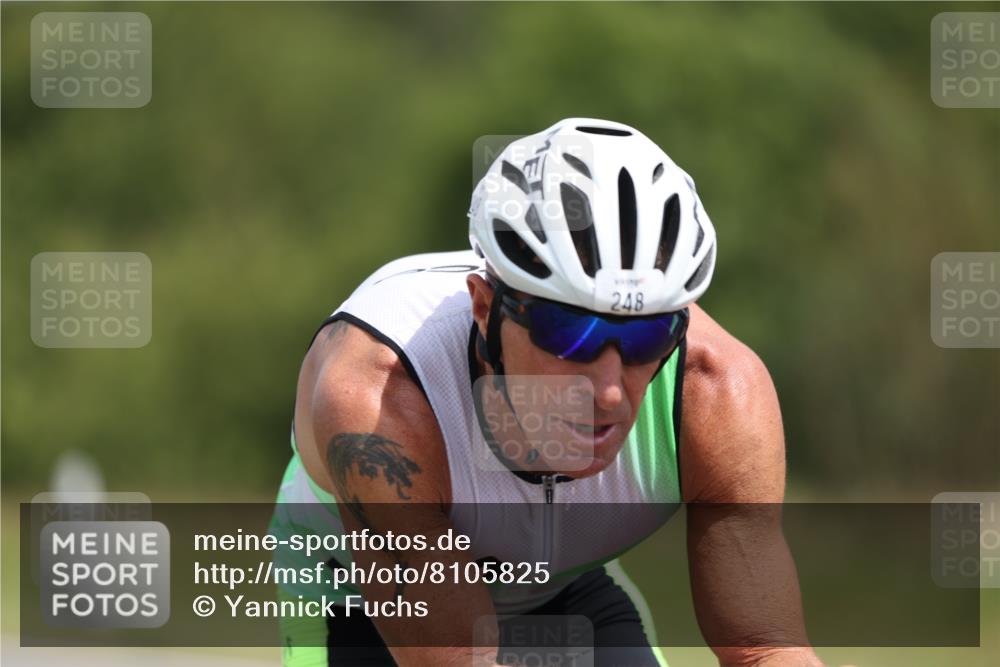 22.06.2025 - Viking Triathlon Yannick Fuchs http://msf.ph/oto/8105825 22.06.2025 12:10:51 Radfahren 248, 267, 292, 381 meine-sportfotos.de