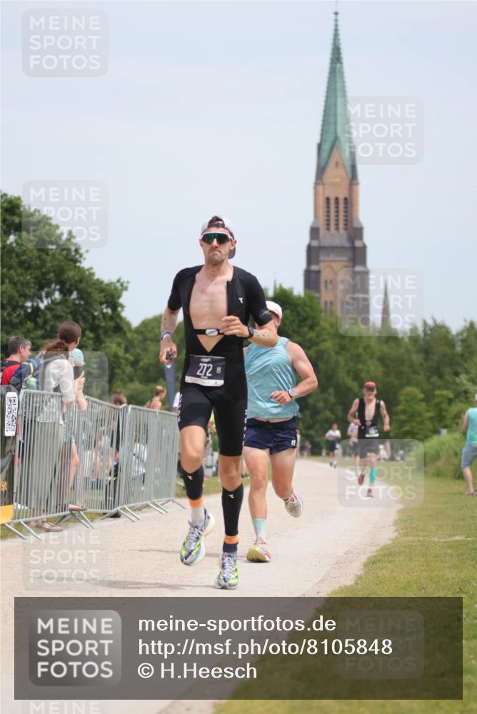 22.06.2025 - Viking Triathlon H.Heesch http://msf.ph/oto/8105848 22.06.2025 13:47:38 Laufen 233, 272, 617 meine-sportfotos.de