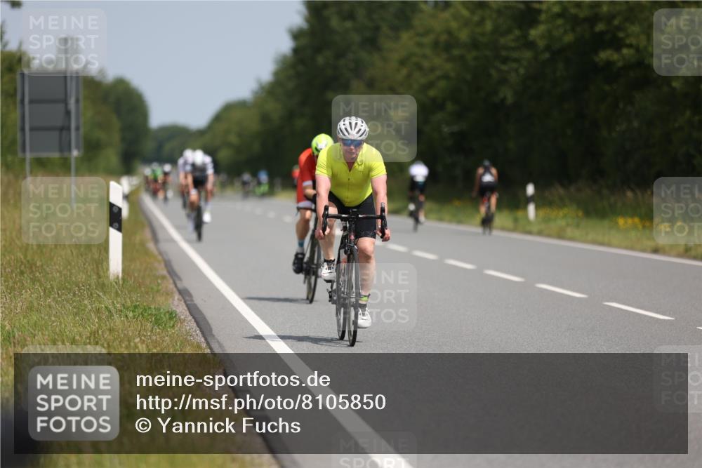 22.06.2025 - Viking Triathlon Yannick Fuchs http://msf.ph/oto/8105850 22.06.2025 12:11:05 Radfahren 107, 189, 292, 618, 643, 658 meine-sportfotos.de