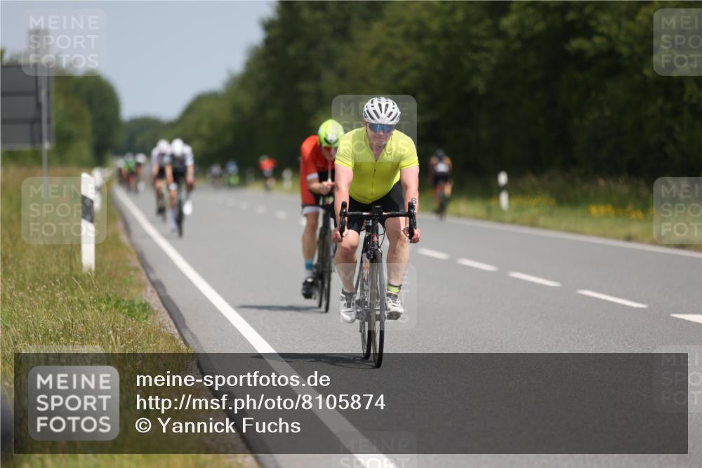 22.06.2025 - Viking Triathlon Yannick Fuchs http://msf.ph/oto/8105874 22.06.2025 12:11:05 Radfahren 107, 189, 292, 618, 643, 658 meine-sportfotos.de