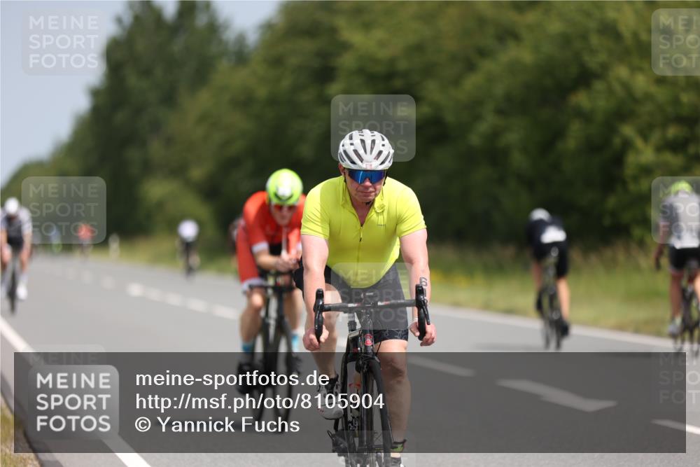22.06.2025 - Viking Triathlon Yannick Fuchs http://msf.ph/oto/8105904 22.06.2025 12:11:06 Radfahren 107, 189, 618, 643, 658 meine-sportfotos.de
