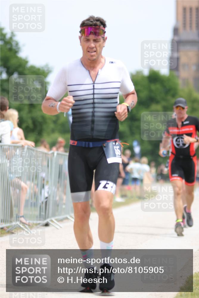 22.06.2025 - Viking Triathlon H.Heesch http://msf.ph/oto/8105905 22.06.2025 13:48:09 Laufen 55, 98, 387, 615 meine-sportfotos.de