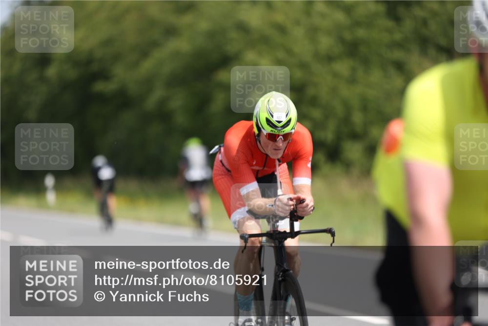 22.06.2025 - Viking Triathlon Yannick Fuchs http://msf.ph/oto/8105921 22.06.2025 12:11:08 Radfahren 107, 618, 643, 658 meine-sportfotos.de