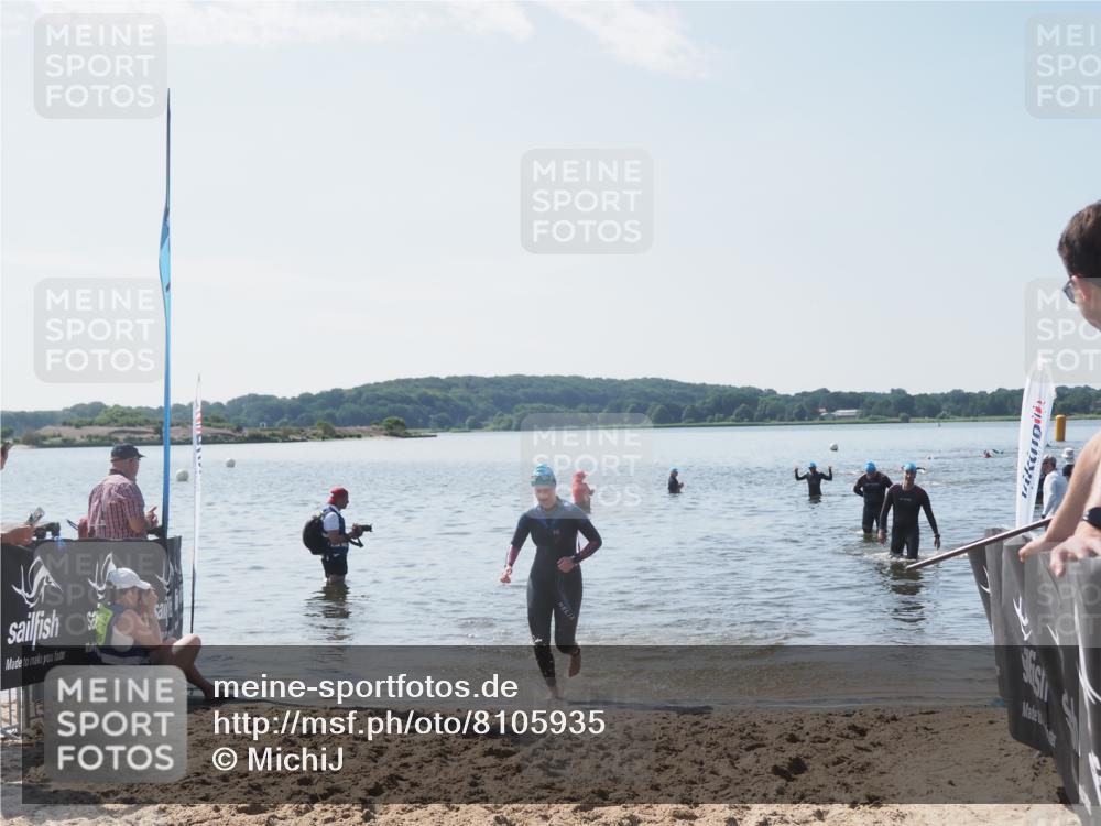 22.06.2025 - Viking Triathlon MichiJ http://msf.ph/oto/8105935 22.06.2025 10:51:30 Schwimmen 292, 422, 477 meine-sportfotos.de