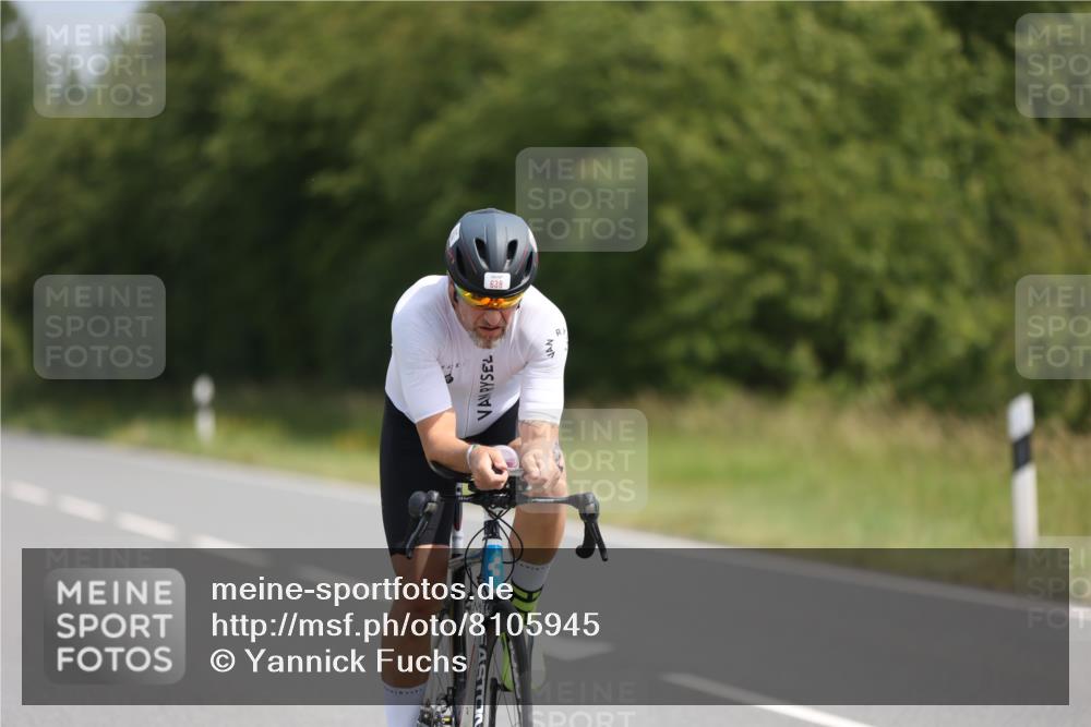22.06.2025 - Viking Triathlon Yannick Fuchs http://msf.ph/oto/8105945 22.06.2025 11:30:17 Radfahren 99, 275, 288, 324, 336, 505, 530, 638, 655, 657 meine-sportfotos.de