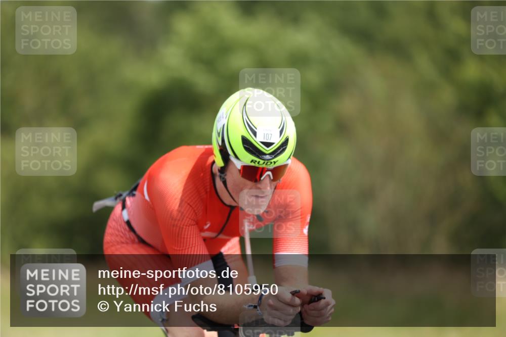 22.06.2025 - Viking Triathlon Yannick Fuchs http://msf.ph/oto/8105950 22.06.2025 12:11:08 Radfahren 107, 618, 643, 658 meine-sportfotos.de