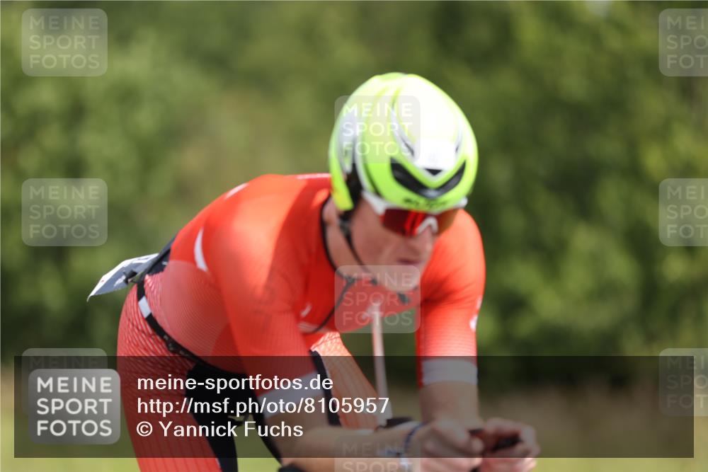 22.06.2025 - Viking Triathlon Yannick Fuchs http://msf.ph/oto/8105957 22.06.2025 12:11:08 Radfahren 107, 618, 643, 658 meine-sportfotos.de