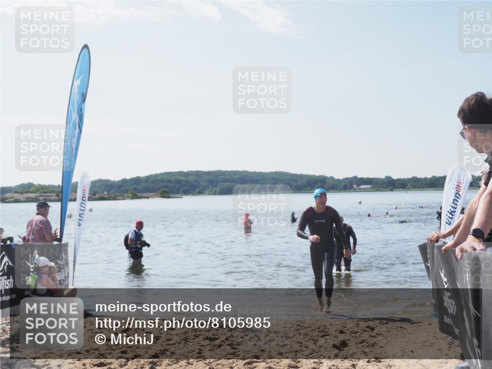 22.06.2025 - Viking Triathlon MichiJ http://msf.ph/oto/8105985 22.06.2025 10:51:41 Schwimmen 292, 422 meine-sportfotos.de
