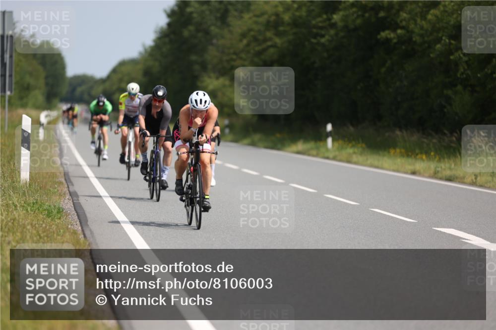 22.06.2025 - Viking Triathlon Yannick Fuchs http://msf.ph/oto/8106003 22.06.2025 11:30:19 Radfahren 99, 275, 288, 324, 336, 505, 530, 638, 655, 657 meine-sportfotos.de