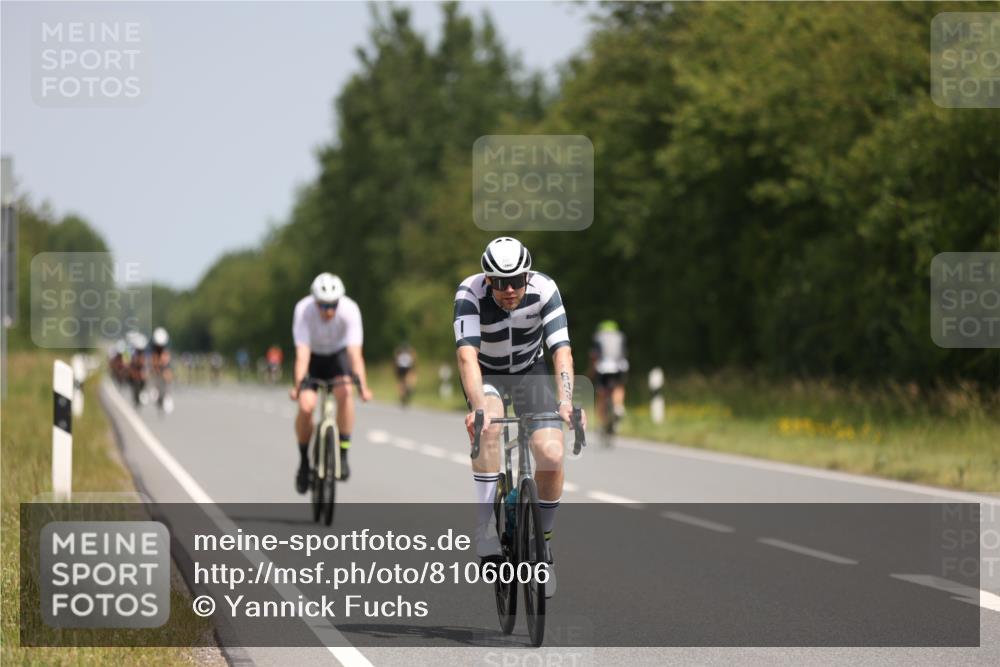 22.06.2025 - Viking Triathlon Yannick Fuchs http://msf.ph/oto/8106006 22.06.2025 12:11:11 Radfahren 107, 529, 618, 643, 658 meine-sportfotos.de