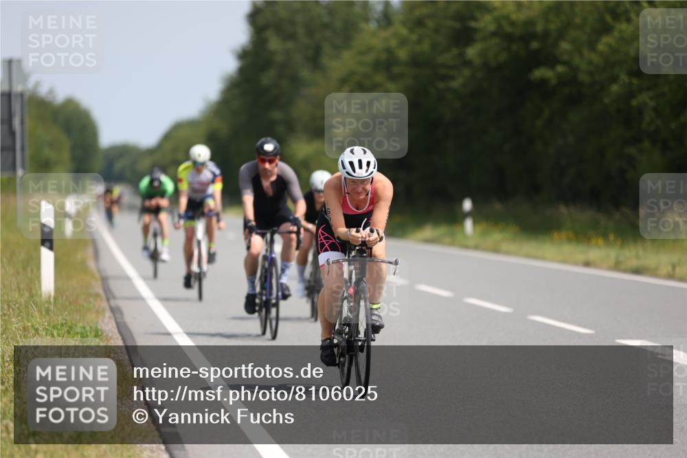22.06.2025 - Viking Triathlon Yannick Fuchs http://msf.ph/oto/8106025 22.06.2025 11:30:20 Radfahren 99, 275, 288, 324, 505, 530, 638, 655, 657 meine-sportfotos.de