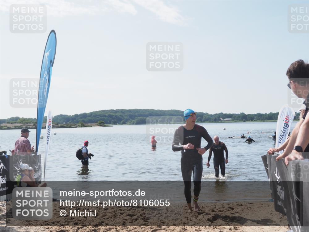 22.06.2025 - Viking Triathlon MichiJ http://msf.ph/oto/8106055 22.06.2025 10:51:42 Schwimmen 292, 422 meine-sportfotos.de