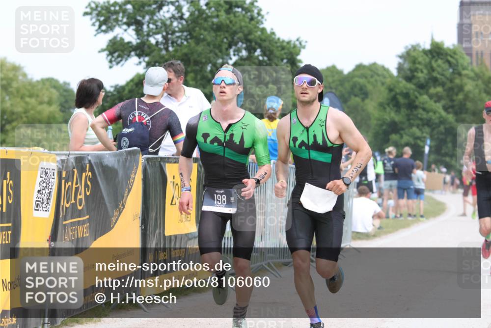 22.06.2025 - Viking Triathlon H.Heesch http://msf.ph/oto/8106060 22.06.2025 14:27:49 Laufen 117, 198, 287, 534, 543 meine-sportfotos.de
