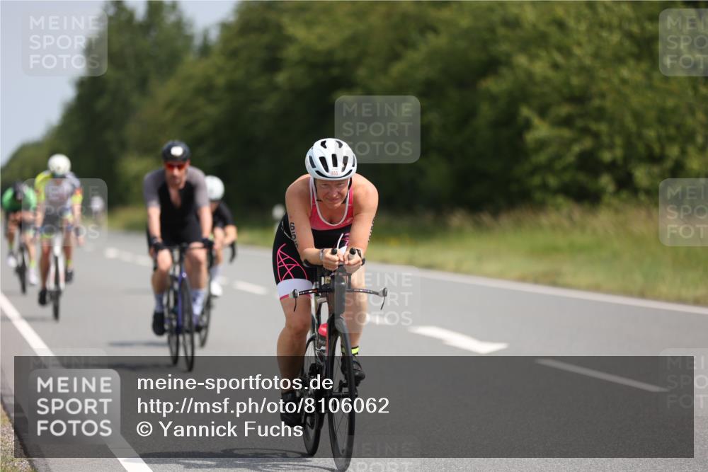 22.06.2025 - Viking Triathlon Yannick Fuchs http://msf.ph/oto/8106062 22.06.2025 11:30:20 Radfahren 99, 275, 288, 324, 505, 530, 638, 655, 657 meine-sportfotos.de