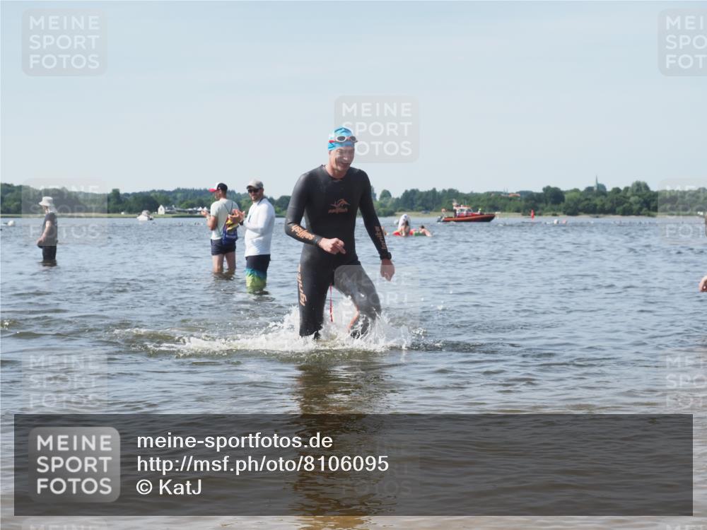 22.06.2025 - Viking Triathlon KatJ http://msf.ph/oto/8106095 22.06.2025 10:37:02 Schwimmen 331, 355, 388, 454, 500, 513 meine-sportfotos.de
