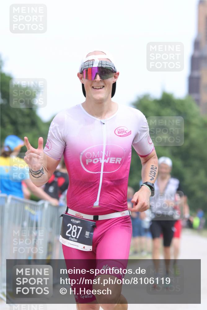 22.06.2025 - Viking Triathlon H.Heesch http://msf.ph/oto/8106119 22.06.2025 14:27:58 Laufen 146, 287, 543 meine-sportfotos.de