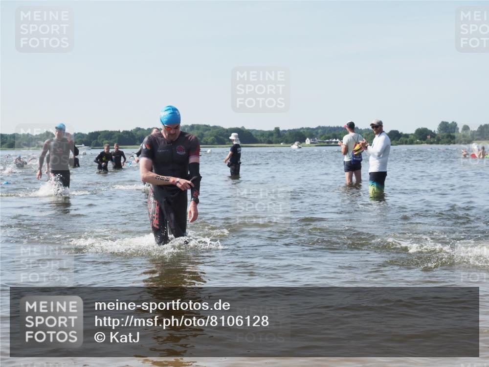 22.06.2025 - Viking Triathlon KatJ http://msf.ph/oto/8106128 22.06.2025 10:37:03 Schwimmen 172, 331, 355, 388, 454, 500, 513 meine-sportfotos.de