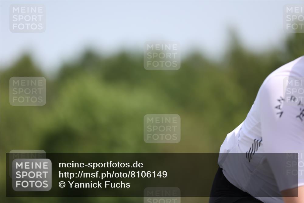 22.06.2025 - Viking Triathlon Yannick Fuchs http://msf.ph/oto/8106149 22.06.2025 12:11:15 Radfahren 206, 529, 603, 623, 643, 658 meine-sportfotos.de