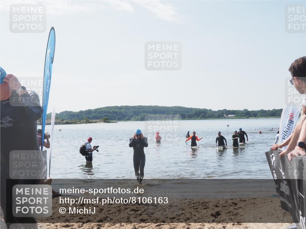 22.06.2025 - Viking Triathlon MichiJ http://msf.ph/oto/8106163 22.06.2025 10:52:11 Schwimmen 116, 136, 481, 542 meine-sportfotos.de