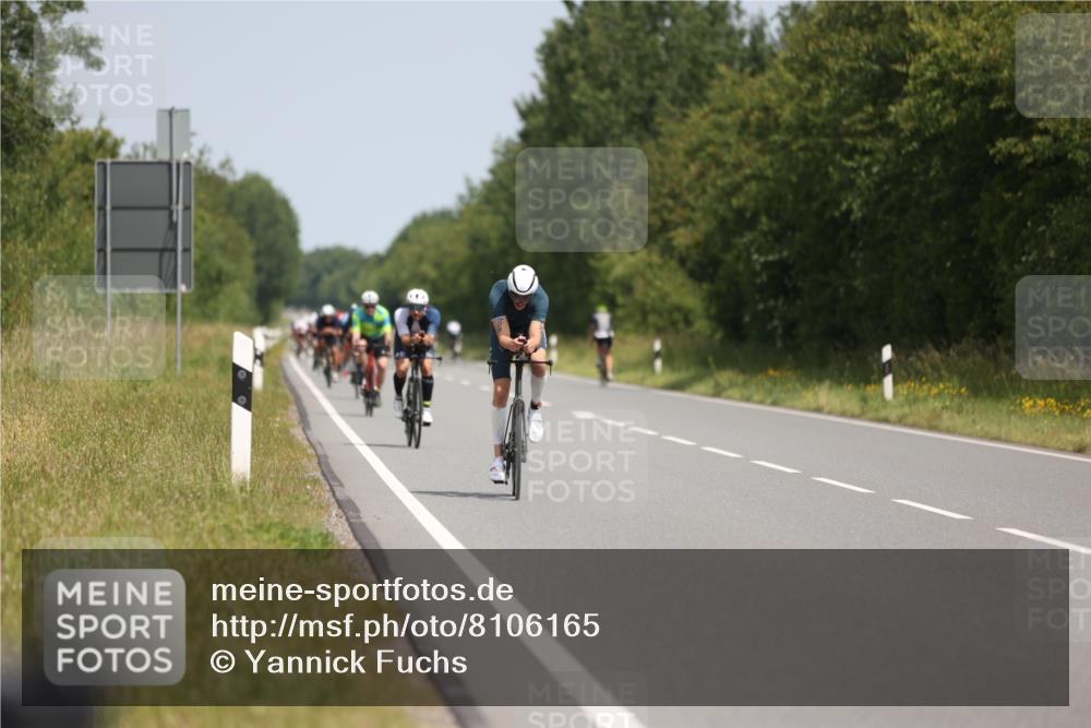22.06.2025 - Viking Triathlon Yannick Fuchs http://msf.ph/oto/8106165 22.06.2025 12:11:17 Radfahren 114, 206, 490, 529, 603, 623, 658 meine-sportfotos.de