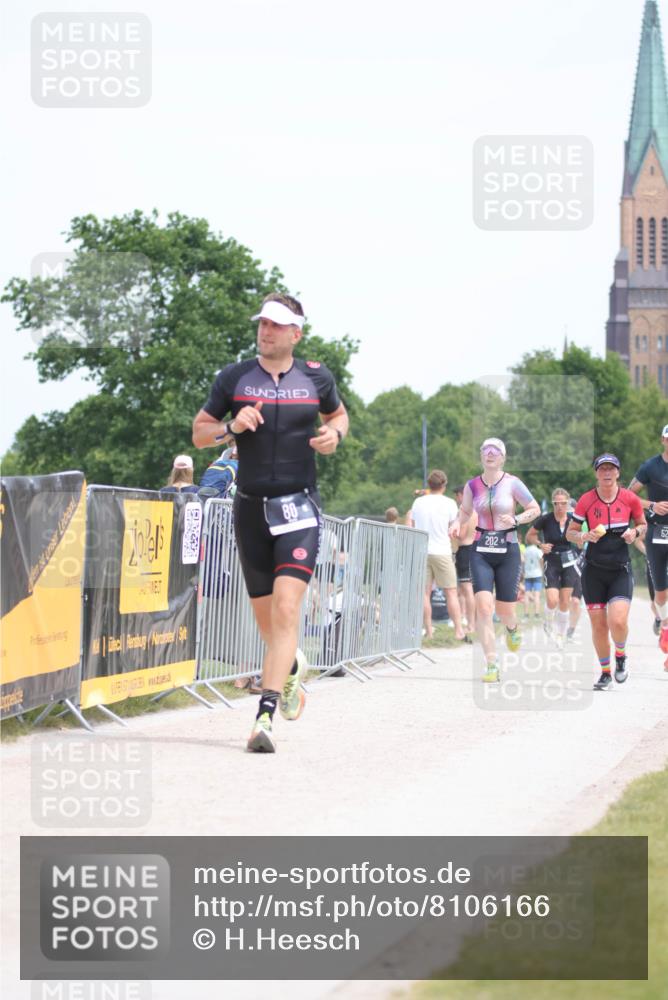 22.06.2025 - Viking Triathlon H.Heesch http://msf.ph/oto/8106166 22.06.2025 13:50:24 Laufen 80, 155, 202, 529 meine-sportfotos.de
