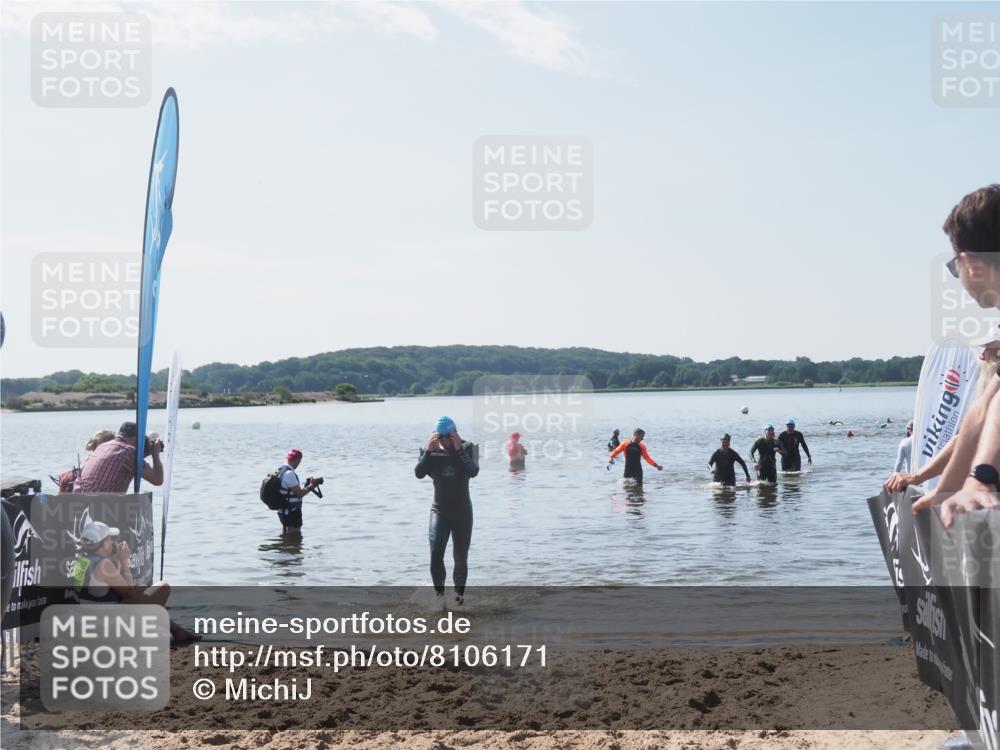 22.06.2025 - Viking Triathlon MichiJ http://msf.ph/oto/8106171 22.06.2025 10:52:12 Schwimmen 116, 136, 481, 542 meine-sportfotos.de
