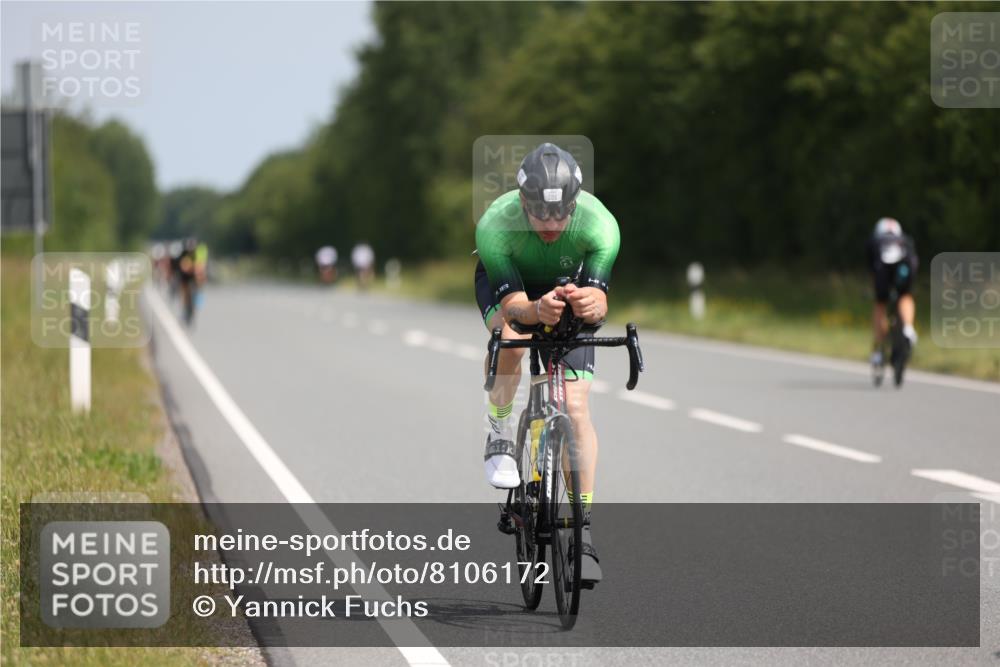 22.06.2025 - Viking Triathlon Yannick Fuchs http://msf.ph/oto/8106172 22.06.2025 11:30:23 Radfahren 99, 268, 275, 324, 505, 530, 655, 657 meine-sportfotos.de
