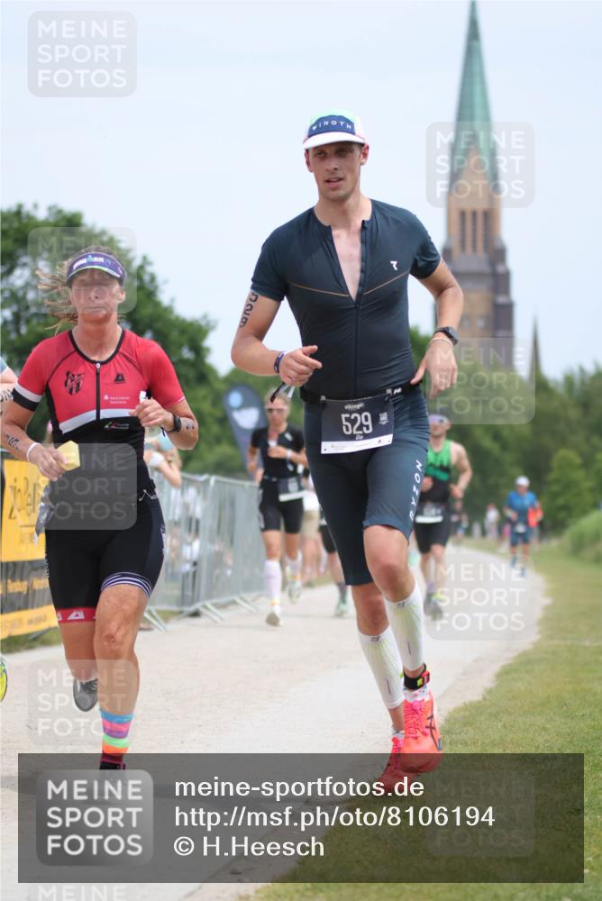22.06.2025 - Viking Triathlon H.Heesch http://msf.ph/oto/8106194 22.06.2025 13:50:29 Laufen 60, 80, 155, 198, 202, 529, 534 meine-sportfotos.de