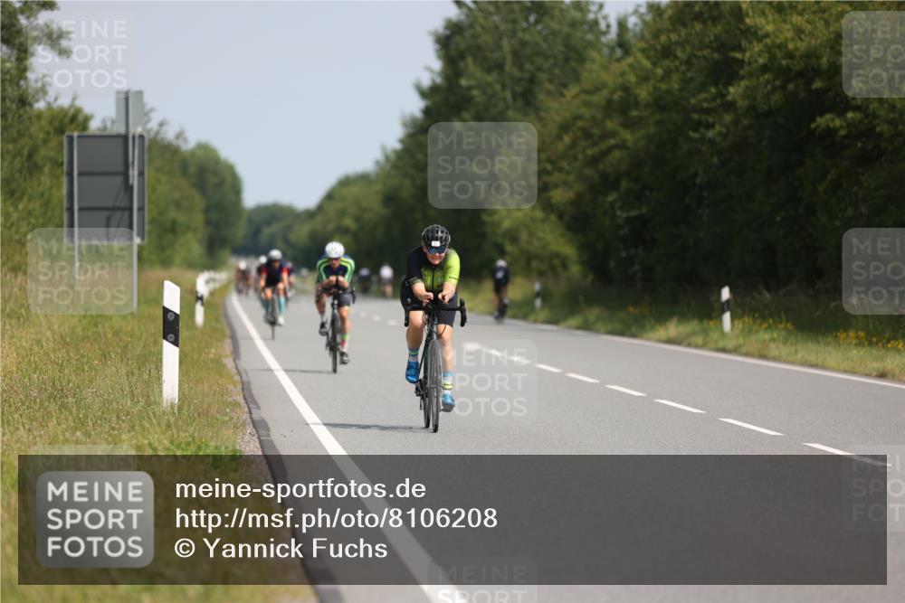 22.06.2025 - Viking Triathlon Yannick Fuchs http://msf.ph/oto/8106208 22.06.2025 11:30:30 Radfahren 41, 99, 246, 268, 636, 649 meine-sportfotos.de