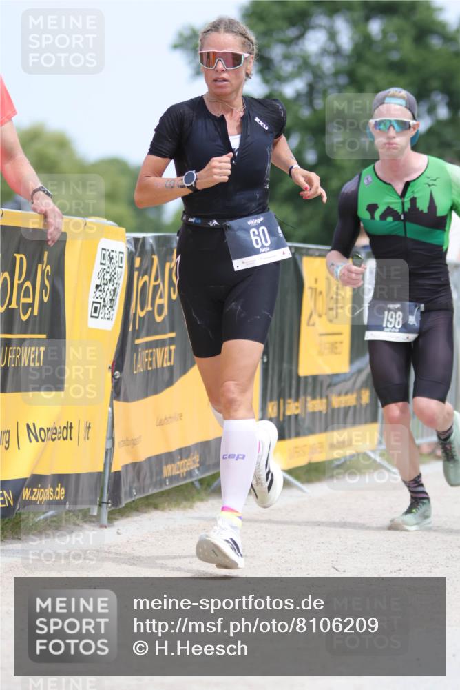 22.06.2025 - Viking Triathlon H.Heesch http://msf.ph/oto/8106209 22.06.2025 13:50:32 Laufen 60, 155, 198, 202, 529, 534 meine-sportfotos.de