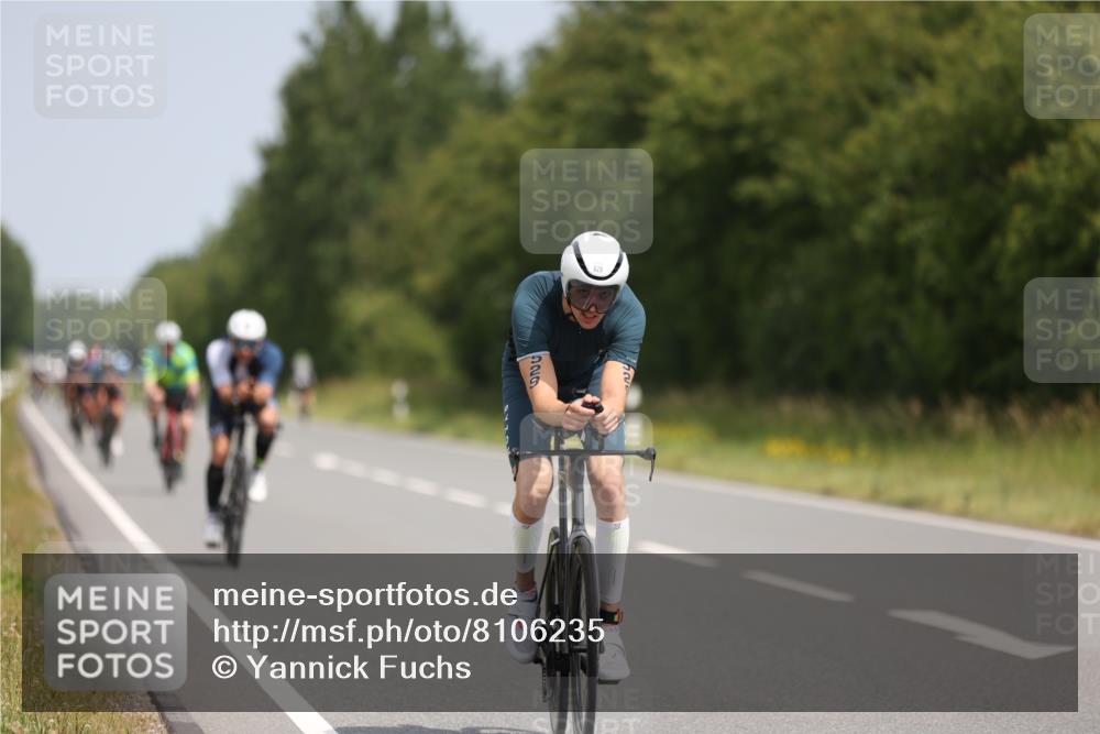 22.06.2025 - Viking Triathlon Yannick Fuchs http://msf.ph/oto/8106235 22.06.2025 12:11:19 Radfahren 114, 204, 206, 490, 529, 603, 623 meine-sportfotos.de