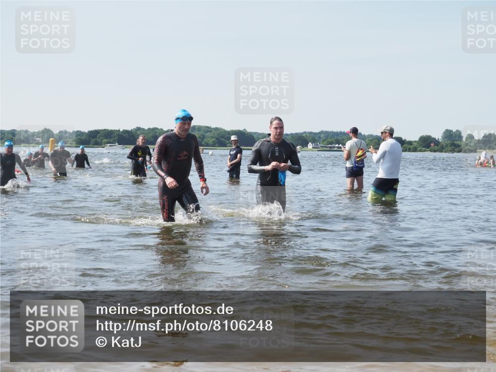 22.06.2025 - Viking Triathlon KatJ http://msf.ph/oto/8106248 22.06.2025 10:37:08 Schwimmen 172, 355, 370, 388, 454, 500, 513, 649 meine-sportfotos.de