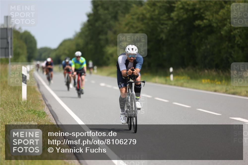 22.06.2025 - Viking Triathlon Yannick Fuchs http://msf.ph/oto/8106279 22.06.2025 12:11:21 Radfahren 114, 204, 206, 235, 389, 490, 529, 603, 623 meine-sportfotos.de