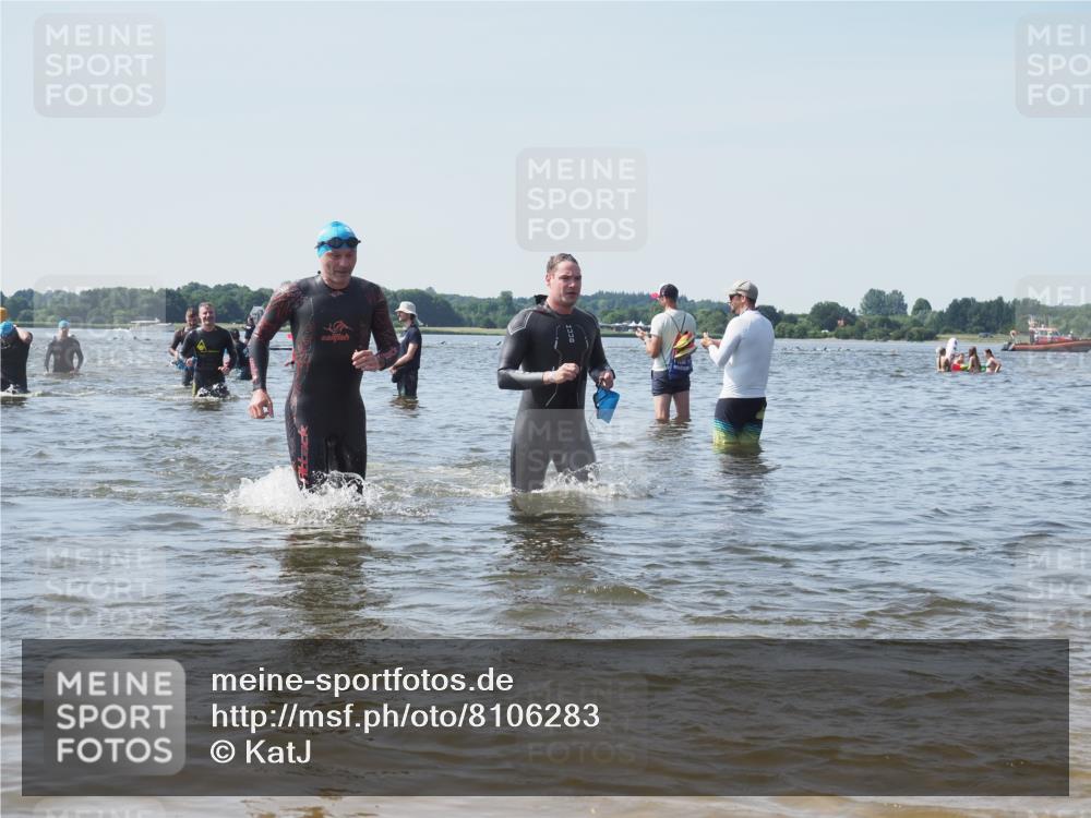 22.06.2025 - Viking Triathlon KatJ http://msf.ph/oto/8106283 22.06.2025 10:37:08 Schwimmen 172, 355, 370, 388, 454, 500, 513, 649 meine-sportfotos.de