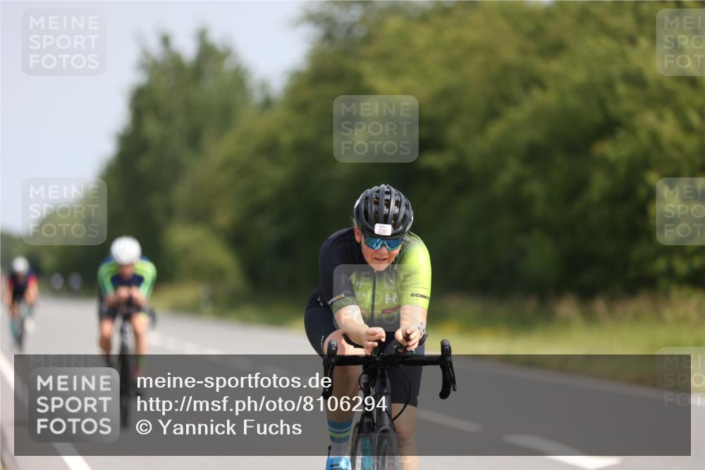 22.06.2025 - Viking Triathlon Yannick Fuchs http://msf.ph/oto/8106294 22.06.2025 11:30:33 Radfahren 41, 246, 268, 381, 636, 649 meine-sportfotos.de