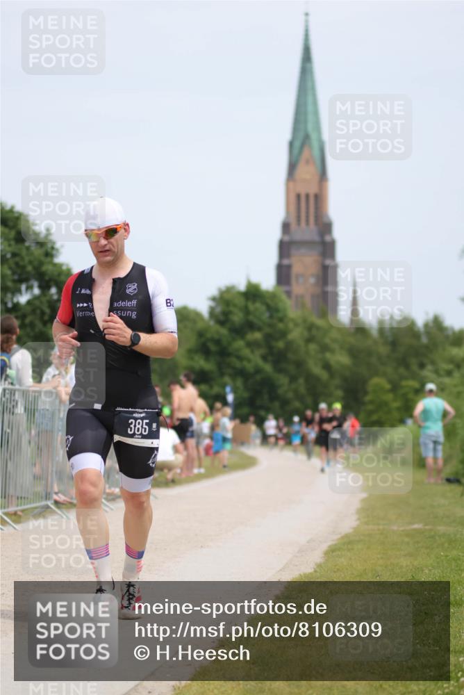 22.06.2025 - Viking Triathlon H.Heesch http://msf.ph/oto/8106309 22.06.2025 13:51:13 Laufen 385 meine-sportfotos.de