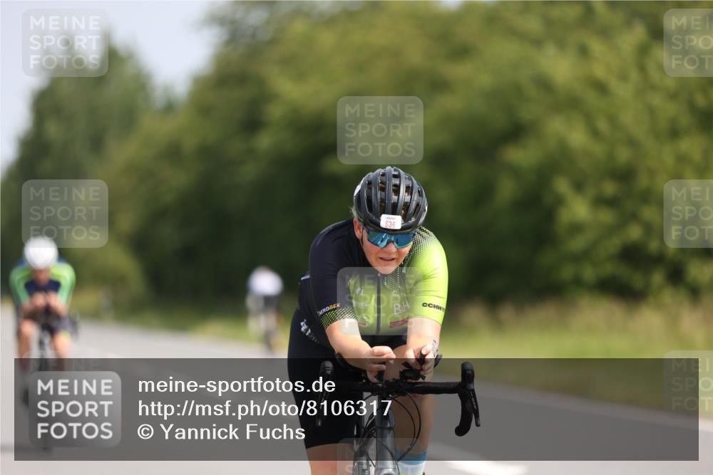 22.06.2025 - Viking Triathlon Yannick Fuchs http://msf.ph/oto/8106317 22.06.2025 11:30:33 Radfahren 41, 246, 268, 381, 636, 649 meine-sportfotos.de