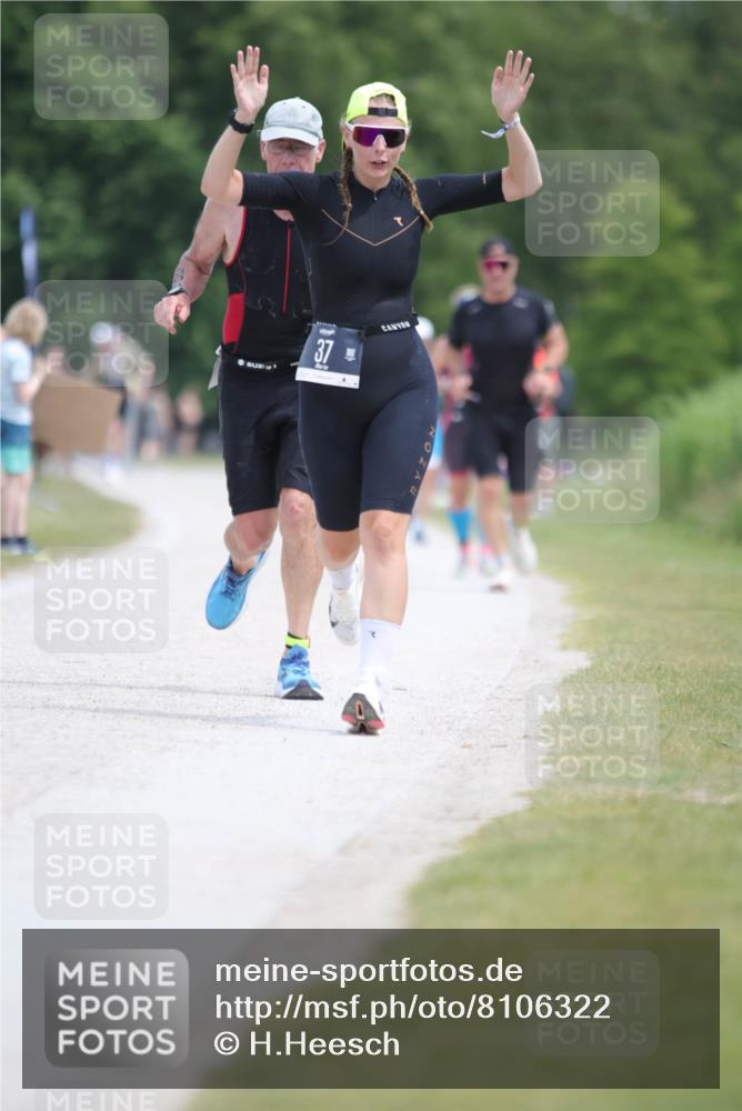22.06.2025 - Viking Triathlon H.Heesch http://msf.ph/oto/8106322 22.06.2025 13:51:23 Laufen 37, 308 meine-sportfotos.de