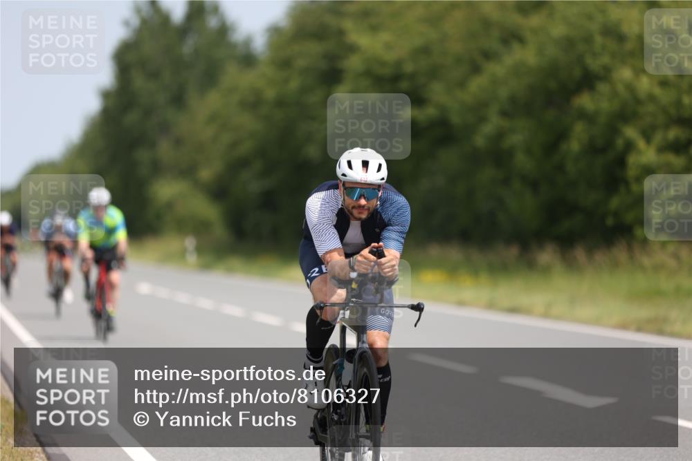 22.06.2025 - Viking Triathlon Yannick Fuchs http://msf.ph/oto/8106327 22.06.2025 12:11:21 Radfahren 114, 204, 206, 235, 389, 490, 529, 603, 623 meine-sportfotos.de