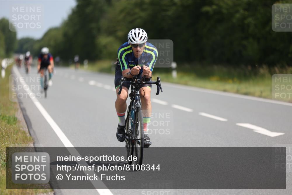 22.06.2025 - Viking Triathlon Yannick Fuchs http://msf.ph/oto/8106344 22.06.2025 11:30:35 Radfahren 41, 194, 246, 268, 381, 604, 636, 649 meine-sportfotos.de