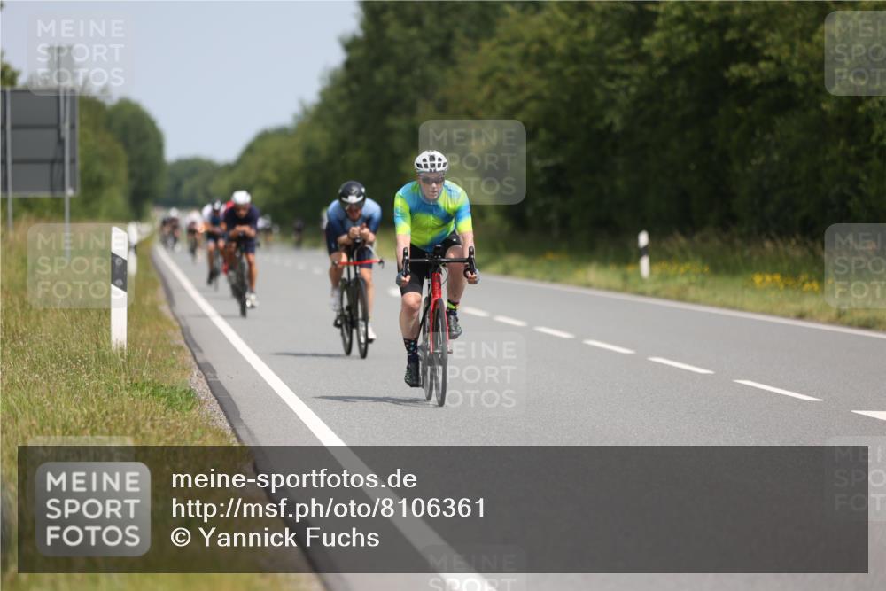22.06.2025 - Viking Triathlon Yannick Fuchs http://msf.ph/oto/8106361 22.06.2025 12:11:23 Radfahren 114, 204, 206, 235, 389, 490, 521, 529, 603, 623 meine-sportfotos.de