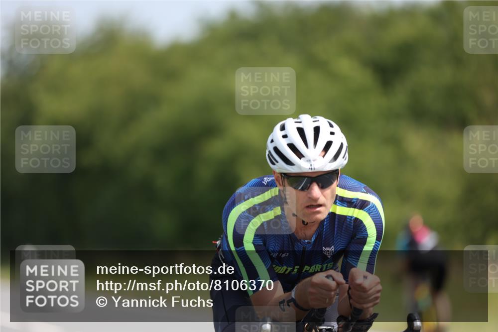 22.06.2025 - Viking Triathlon Yannick Fuchs http://msf.ph/oto/8106370 22.06.2025 11:30:36 Radfahren 41, 194, 246, 381, 604, 636, 649 meine-sportfotos.de