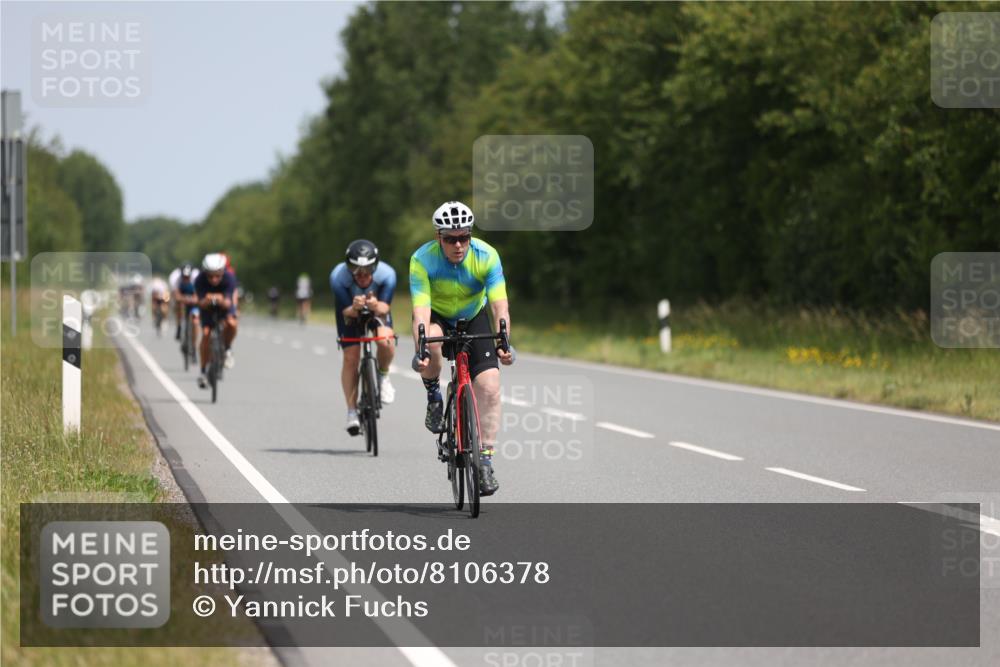 22.06.2025 - Viking Triathlon Yannick Fuchs http://msf.ph/oto/8106378 22.06.2025 12:11:23 Radfahren 114, 204, 206, 235, 389, 490, 521, 529, 603, 623 meine-sportfotos.de