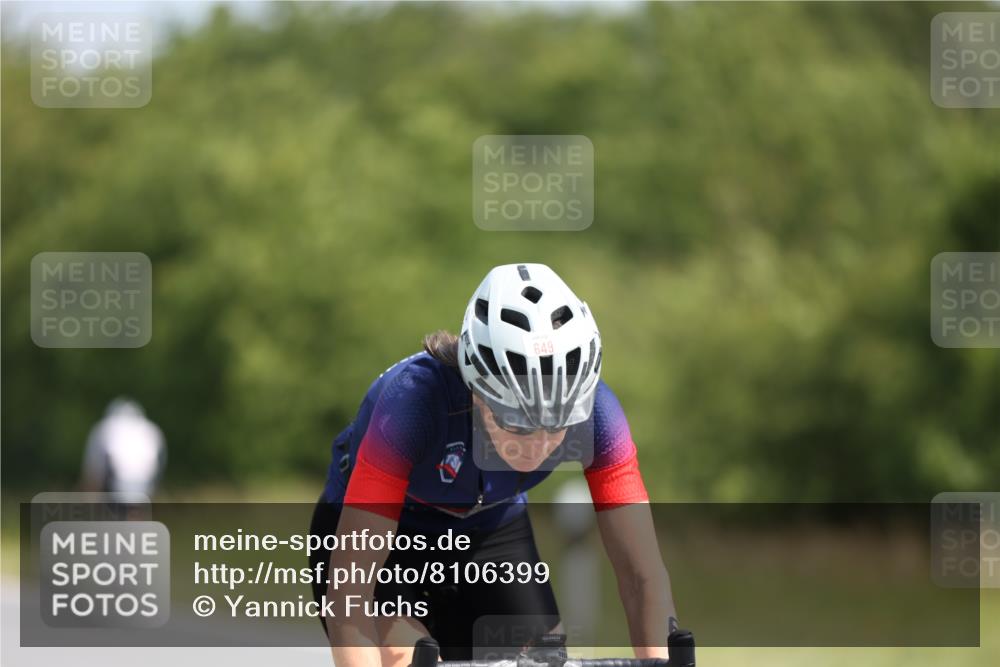 22.06.2025 - Viking Triathlon Yannick Fuchs http://msf.ph/oto/8106399 22.06.2025 11:30:40 Radfahren 79, 194, 381, 604, 649 meine-sportfotos.de