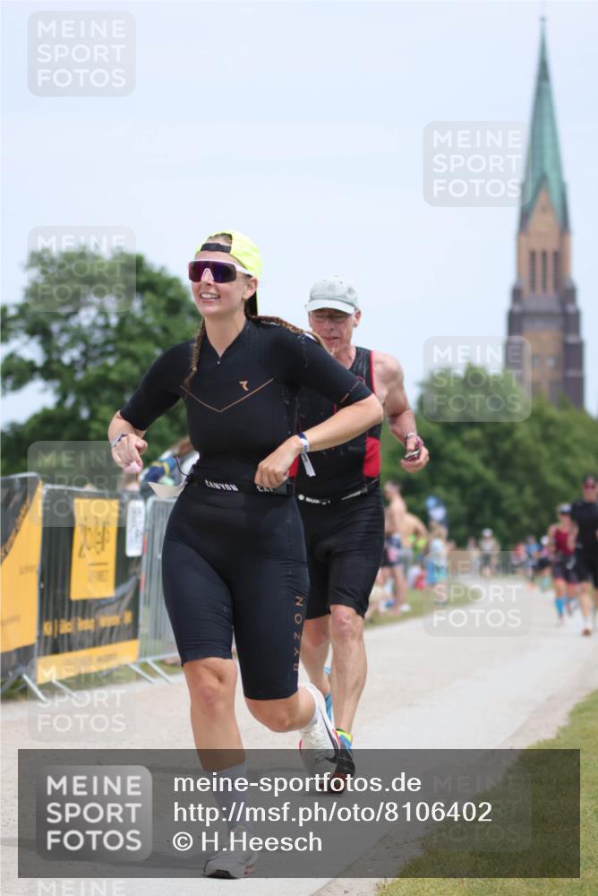 22.06.2025 - Viking Triathlon H.Heesch http://msf.ph/oto/8106402 22.06.2025 13:51:28 Laufen 37, 308 meine-sportfotos.de
